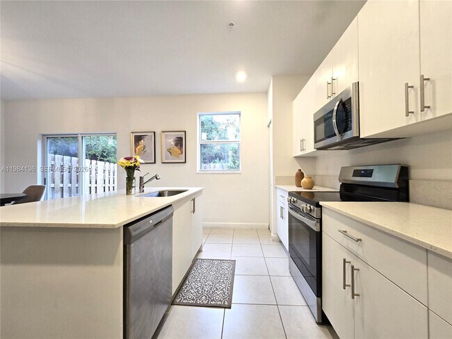 Foto del edificio - 2761 NW 55th Way