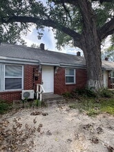 Building Photo - 648 S Hydraulic Ave