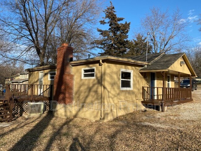 Building Photo - 1524 N 36th St