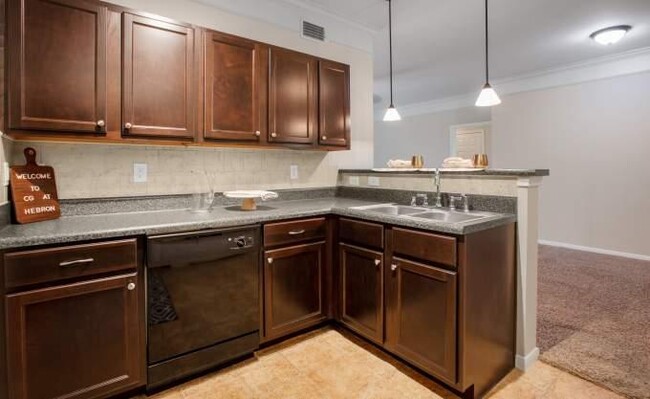 Building Photo - 3 bedroom in Carrollton TX 75010