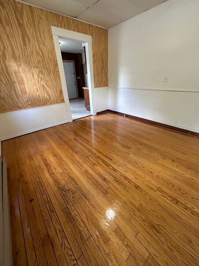 Foto del edificio - 830 Cass St