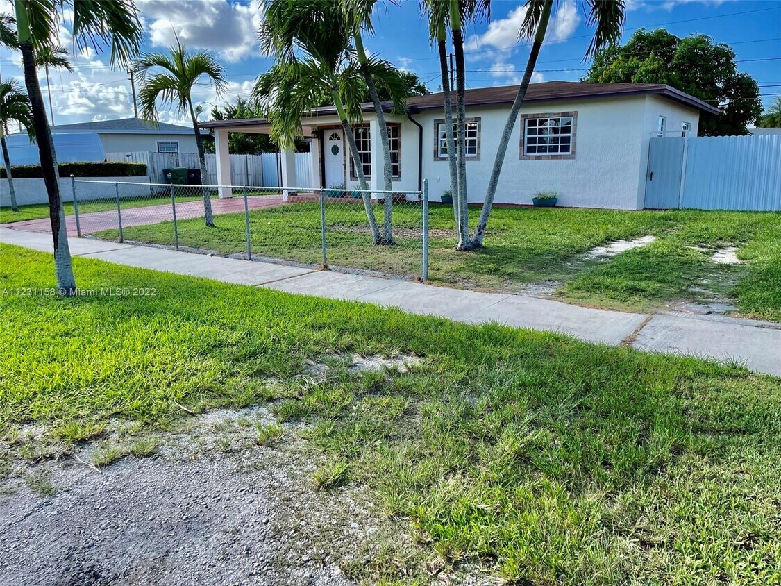 Primary Photo - 11875 SW 189th St