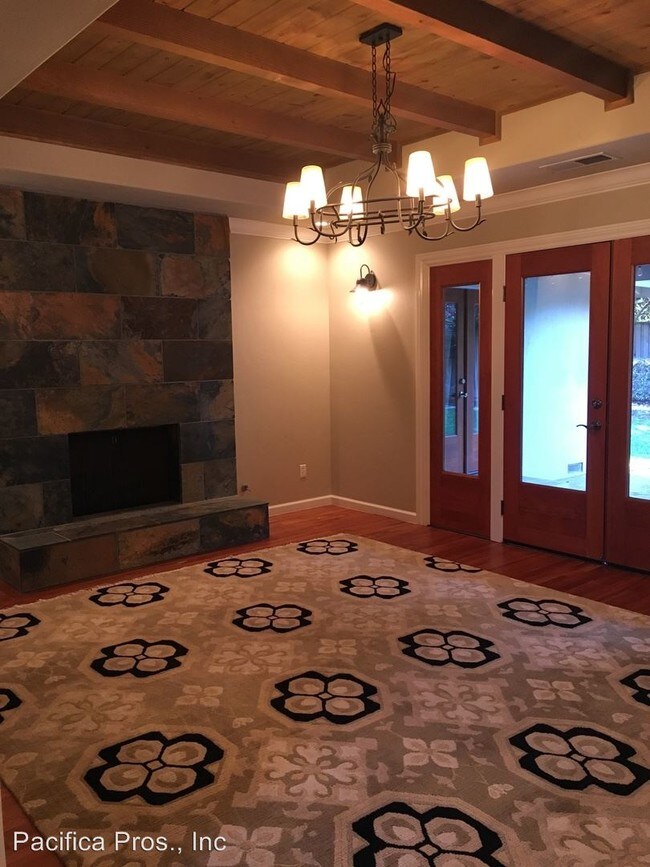 Building Photo - 4401 Ashton Dr