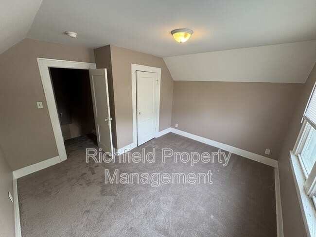 Foto del edificio - 1721 Laurel St