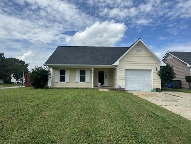 Building Photo - 6342 Foxlake Dr