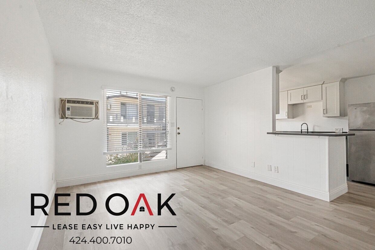 Foto principal - 2351 Warwick Ave