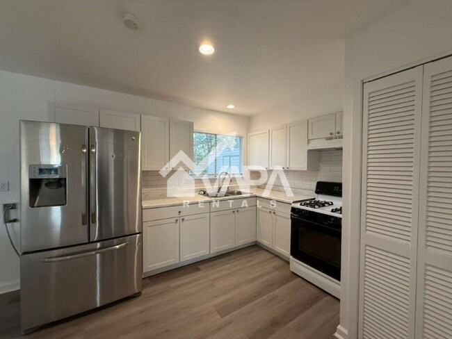 Building Photo - 6514 Mossledge Dr