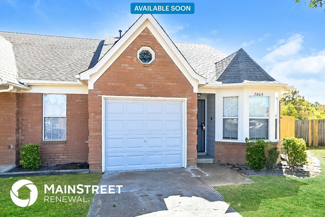 Foto principal - 7865 Shadowland Cove