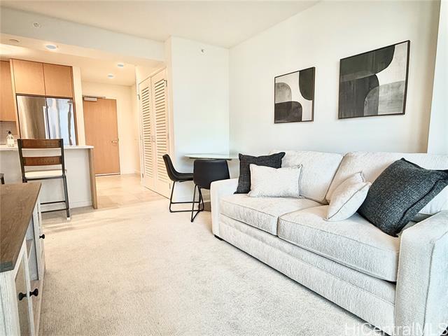 Building Photo - 1388 Kapiolani Blvd