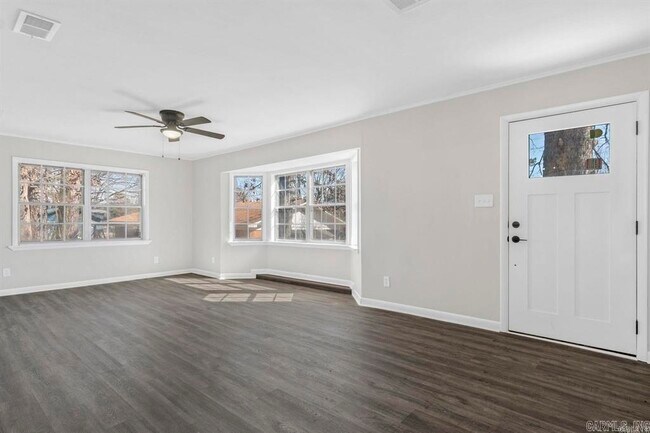 Foto del edificio - 2014 W Lakeview