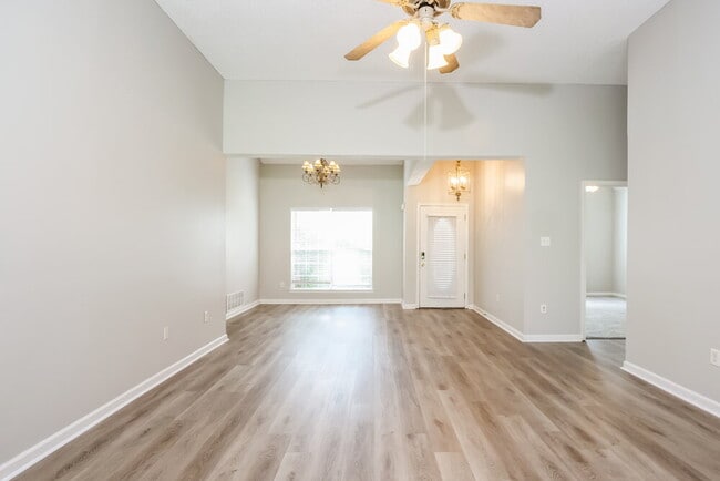 Building Photo - 5969 Telford Dr