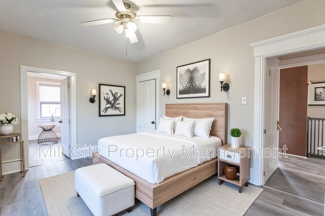 Building Photo - 261 Orange St