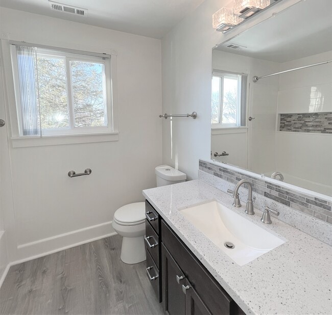 Coppertree Townhomes 12555 Pine St Taylor, MI Apartments for Rent