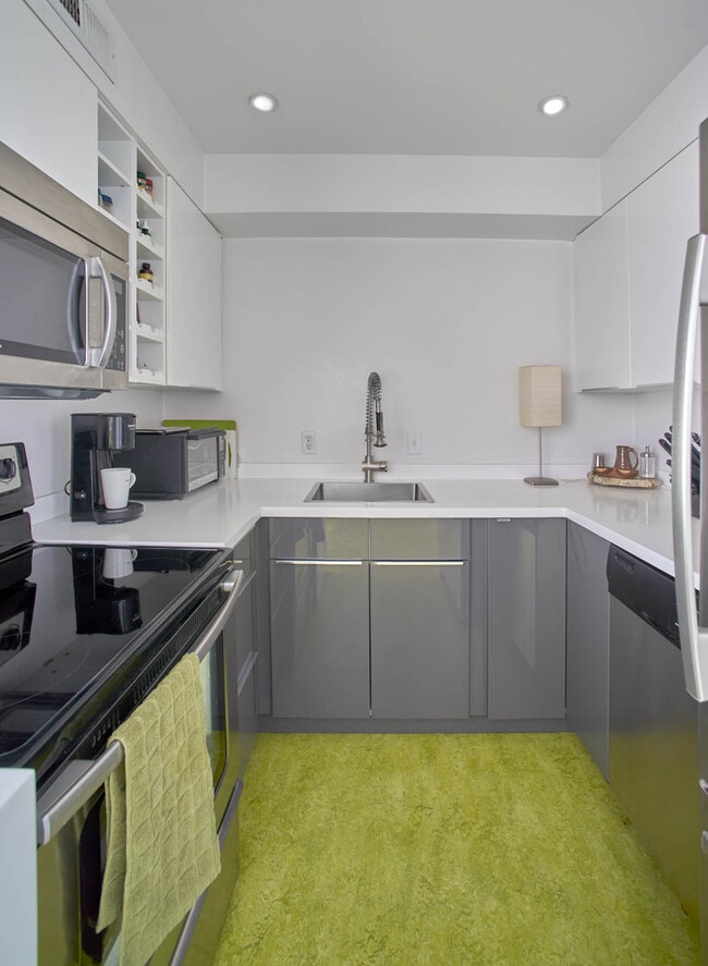 Building Photo - 508 Union Ave