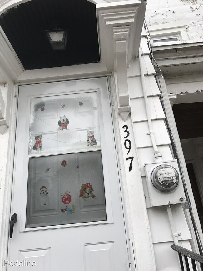 Foto del edificio - 2 br, 1 bath House - 397 Durand Avenue
