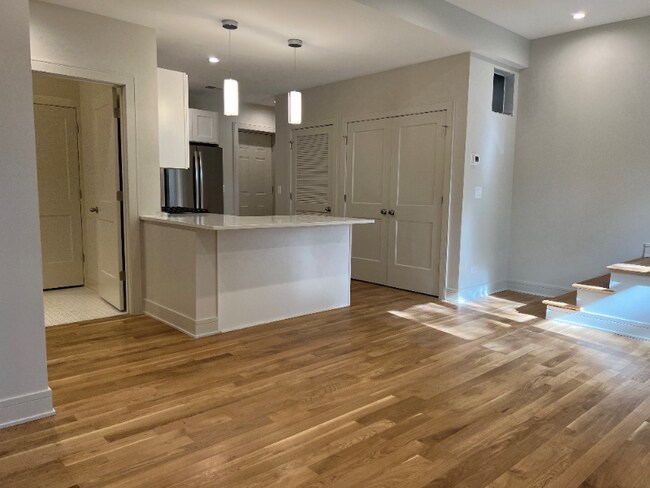 Foto del edificio - 2556 N St Louis Ave
