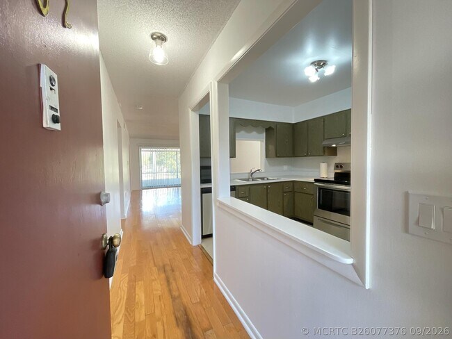 Building Photo - 2302 Sunrise Blvd