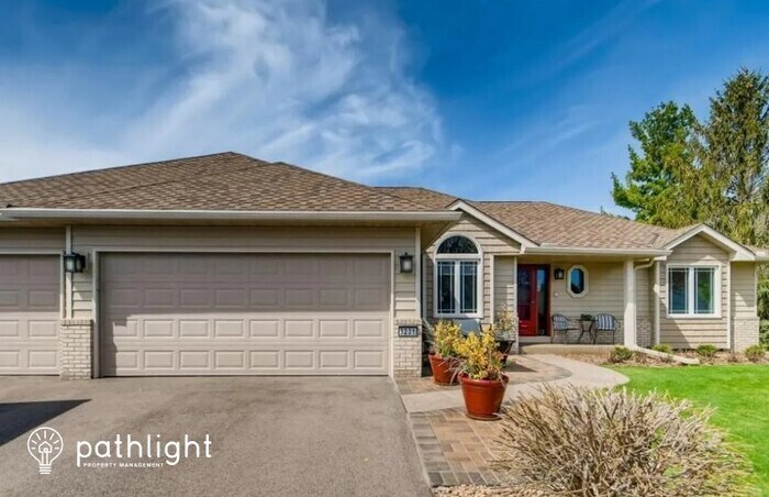 Primary Photo - 3231 Black Oak Dr, Eagan, MN, 55121
