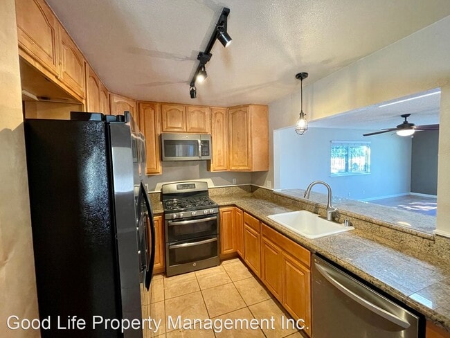 Building Photo - 4 br, 2 bath House - 362 Via Los Arcos