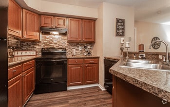 Interior Photo - Mission Club Apartments