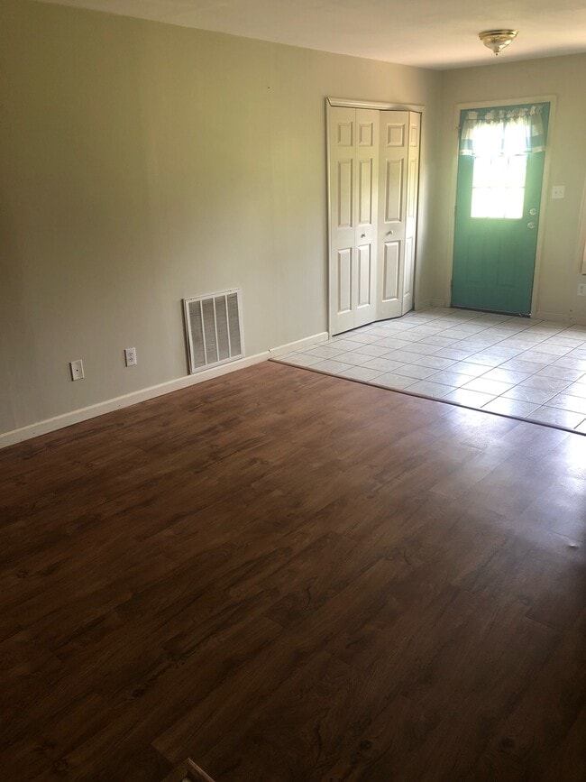 Building Photo - 11824 E Cypress Dr