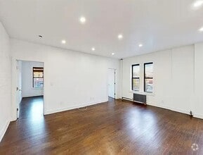 Building Photo - 44th Street