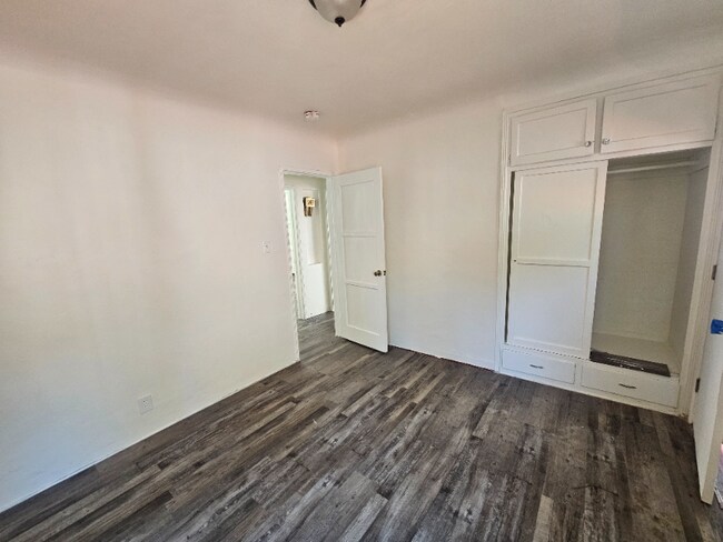 Foto del edificio - 1250 Yosemite Dr