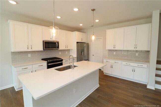 Foto del edificio - 3112 Ranger Dr