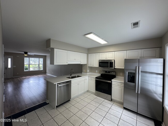 Foto del edificio - 4910 Bridgers Rd