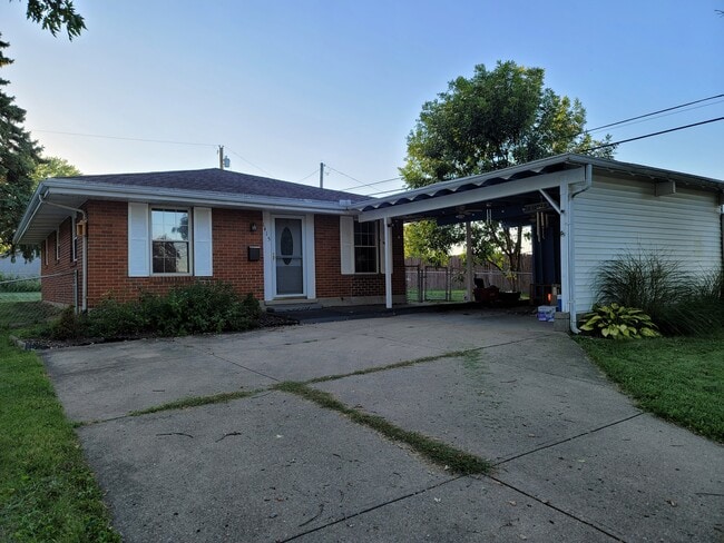 Building Photo - 1415 Horlacher Ave
