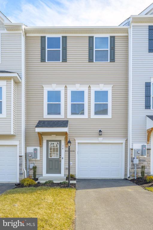 Foto del edificio - 14 Trotting Rd