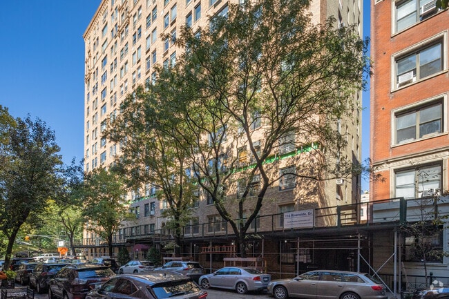 Building Photo - Riverside Tenants Corp