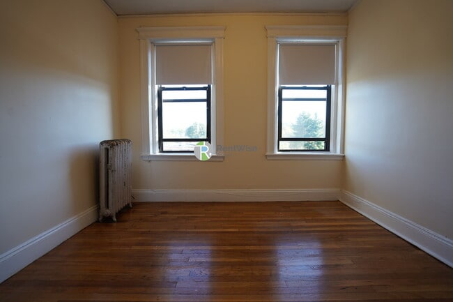 Foto del edificio - 1144 Commonwealth Ave