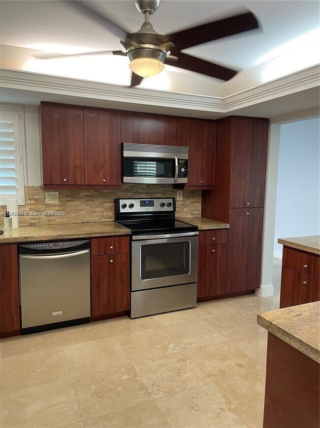 Foto del edificio - 10540 SW 96th St