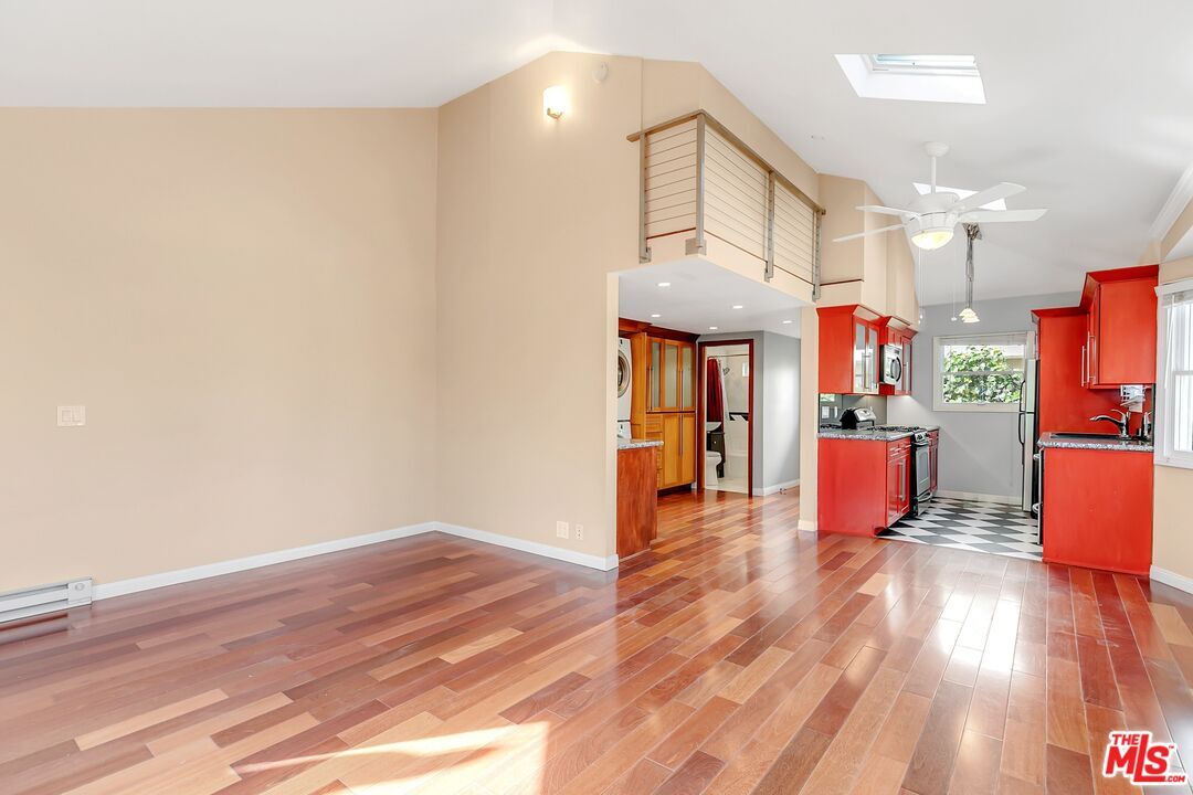 Foto principal - 325 Vernon Ave