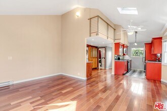 Building Photo - 325 Vernon Ave