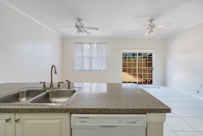 Foto del edificio - 9135 SW 203rd Ter