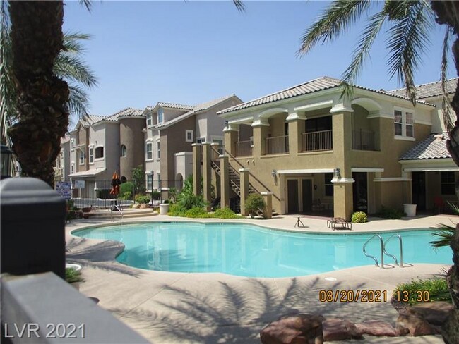 Foto del edificio - 8777 W Maule Ave