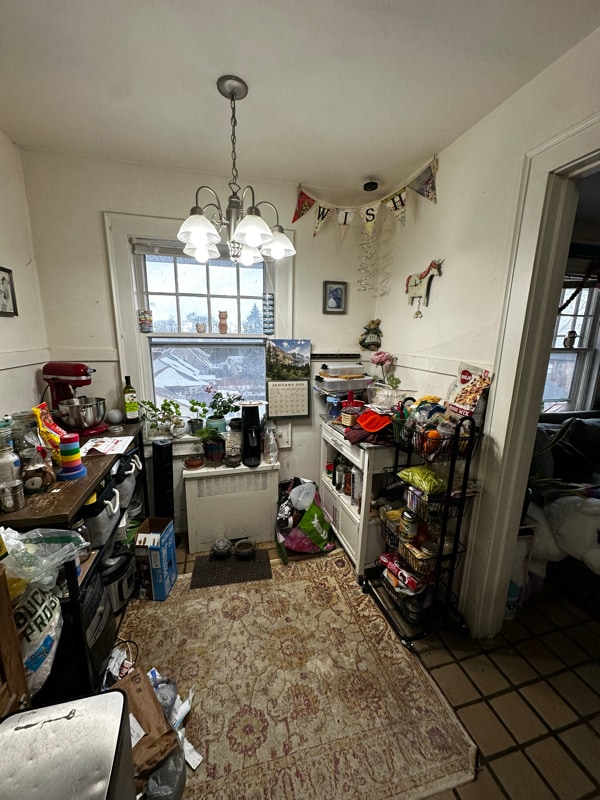 Building Photo - 1700 E Chateau Pl