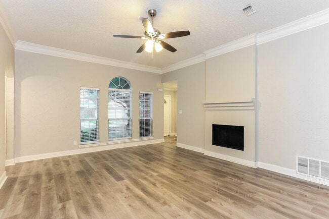 Building Photo - 6507 Stetter Dr