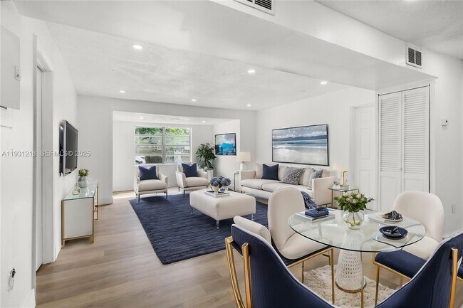 Foto del edificio - 2443 NW 55th St