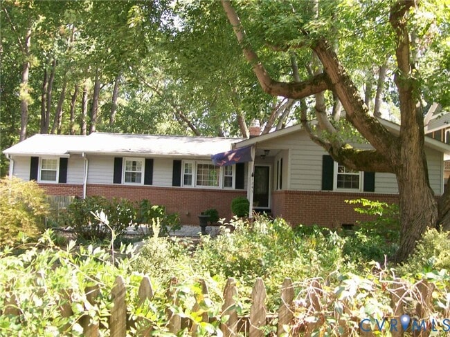Building Photo - 1243 Peck Rd
