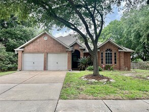 Building Photo - 11302 Meadowchase Dr