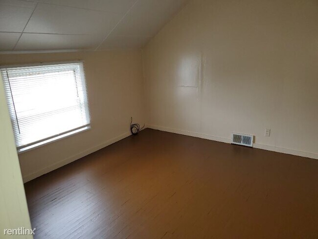 Building Photo - 3 br, 1 bath House - 517 Ohio St