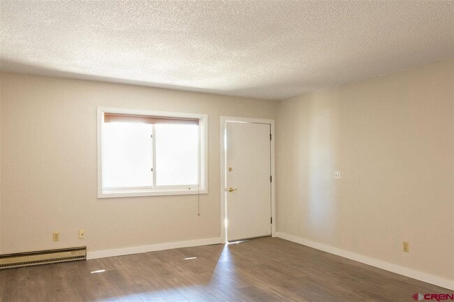Building Photo - 117 7th St