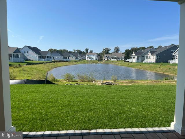 Foto del edificio - 24179 Long Pond Dr