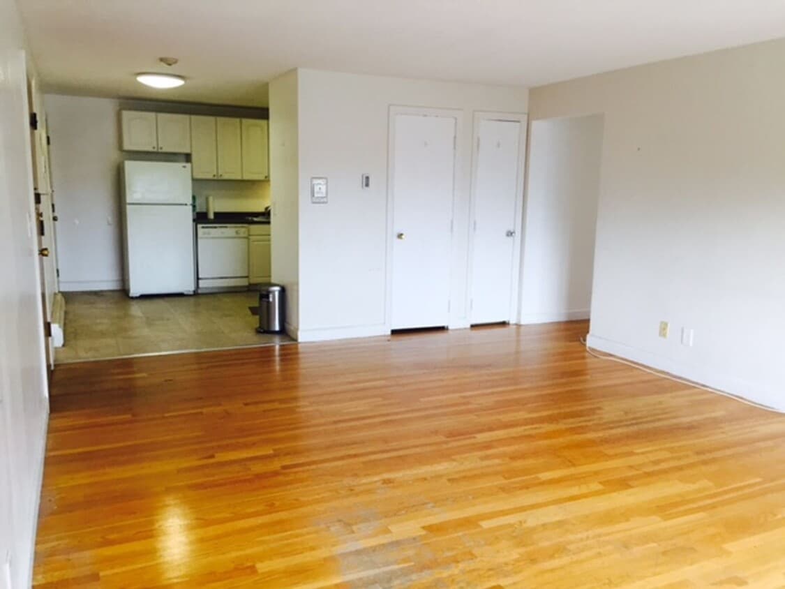 Building Photo - 36 Dighton St