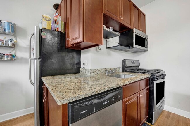 Foto del edificio - 3807 W Altgeld St