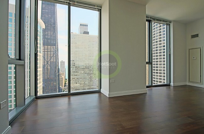 Foto del edificio - 830 N State St