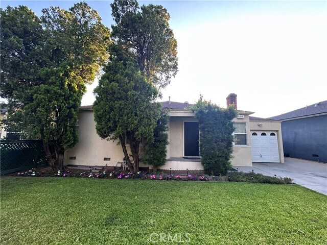 Foto principal - 6217 Farmdale Ave